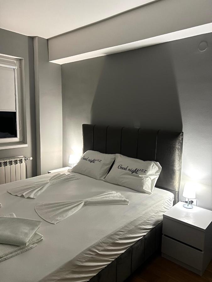 Aj Luxe Residence Скопие Екстериор снимка