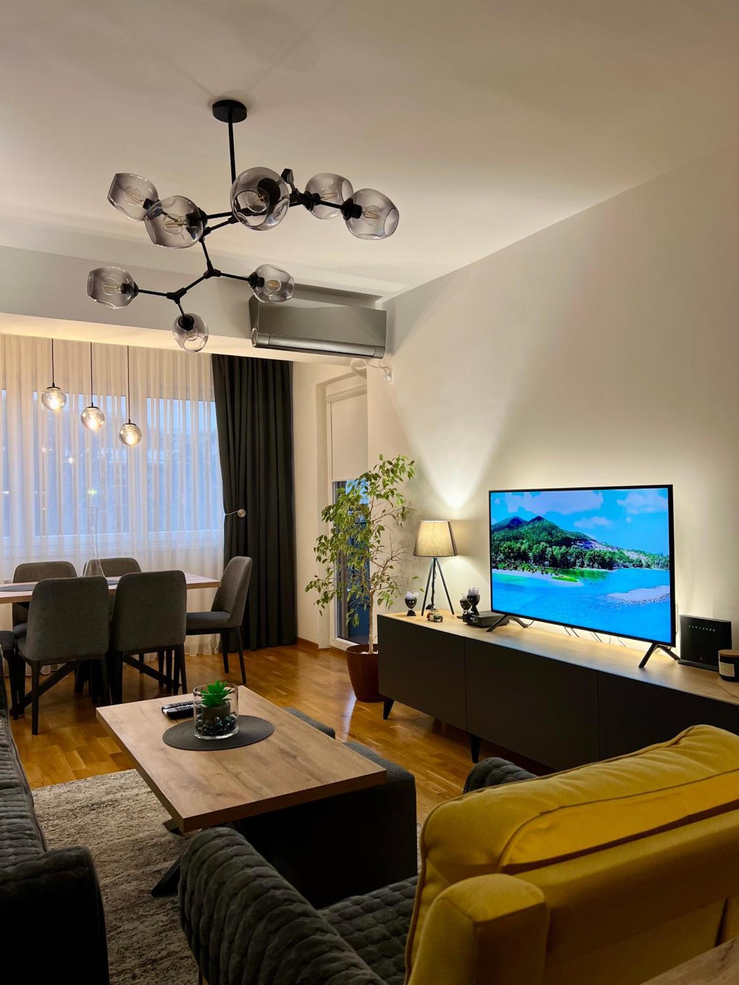 Aj Luxe Residence Скопие Екстериор снимка
