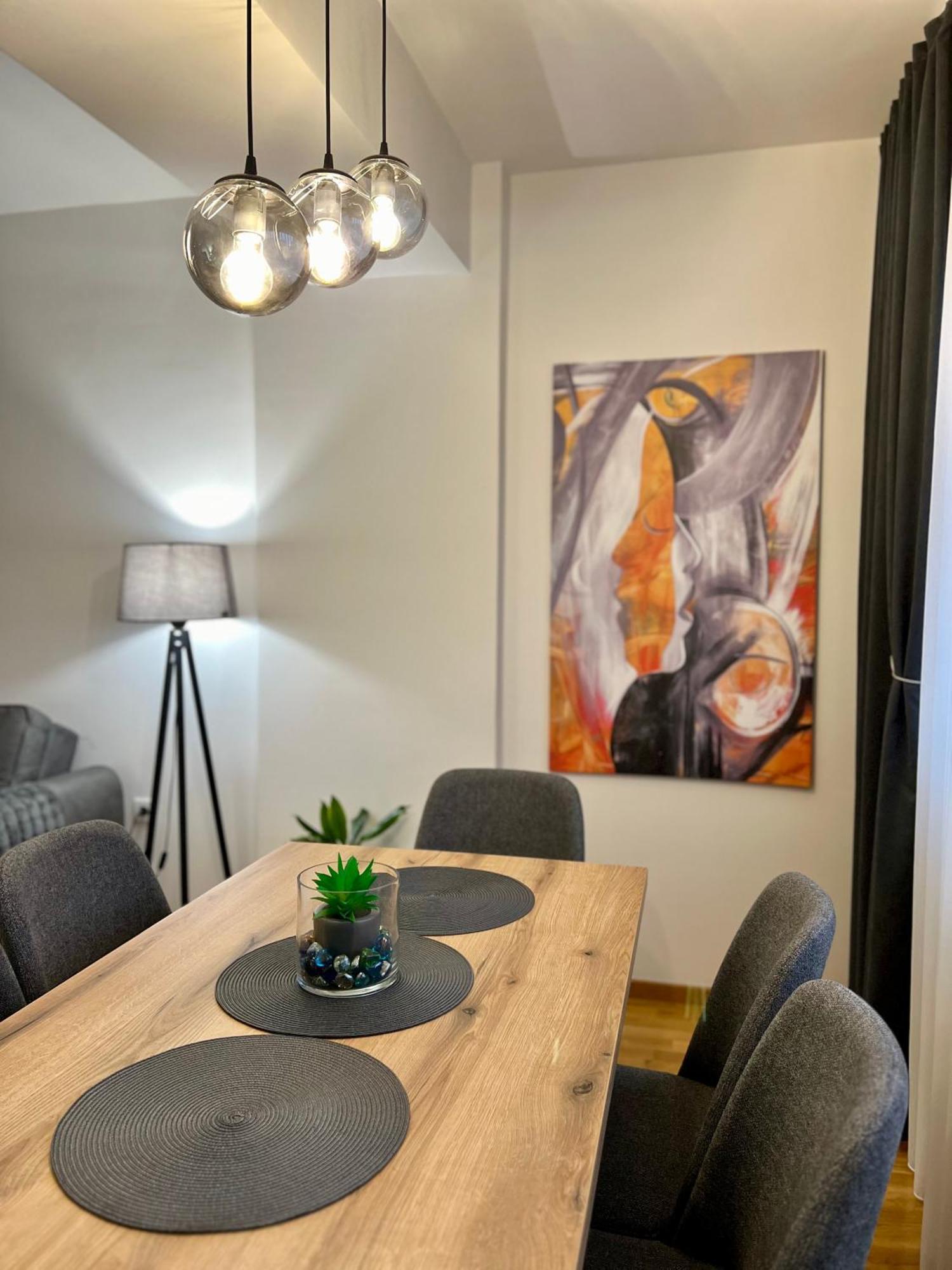 Aj Luxe Residence Скопие Екстериор снимка