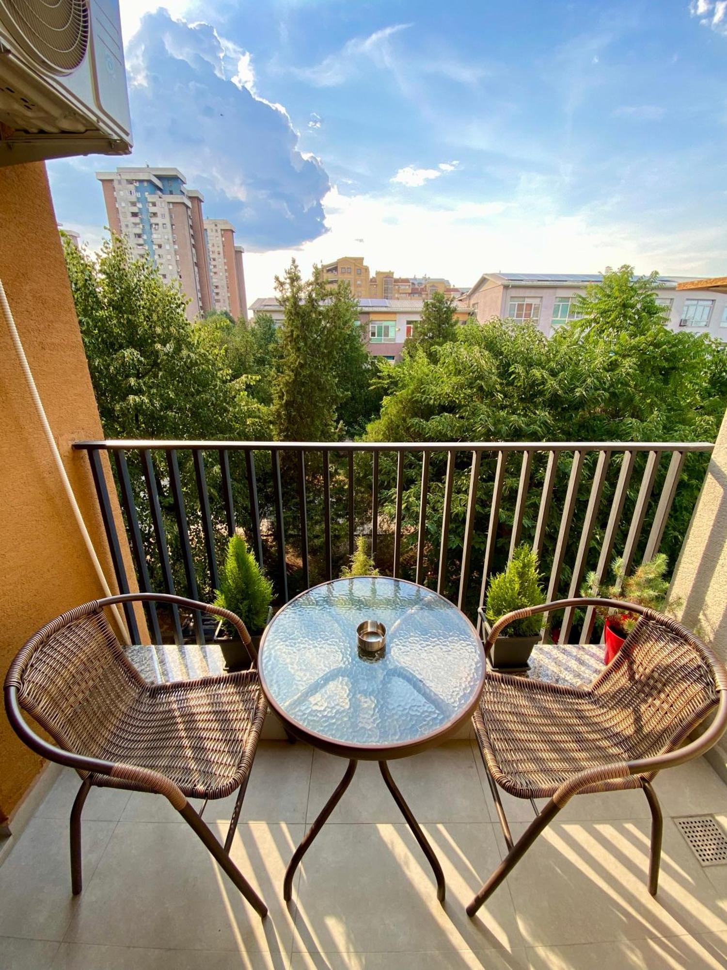 Aj Luxe Residence Скопие Екстериор снимка
